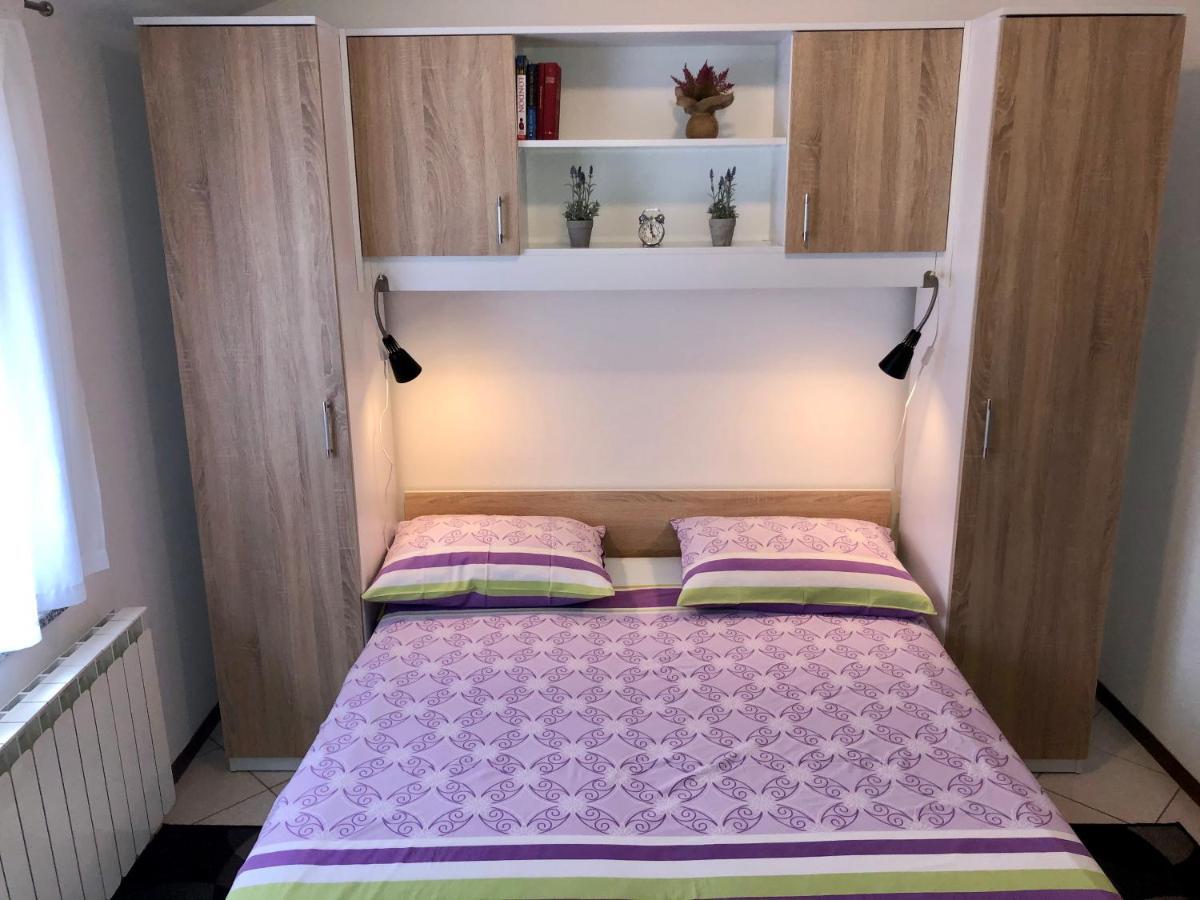 Guest House Renata Пломин Экстерьер фото